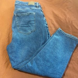 American Eagle Mom Jeans